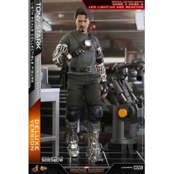 Iron Man Movie Masterpiece Action Figure 1/6 Tony Stark (Mech Test Deluxe Version)
