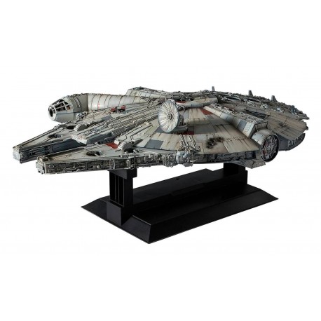 Star Wars Episode IV Perfect Grade Plastic Model Kit scale 1/72 Millennium Falcon